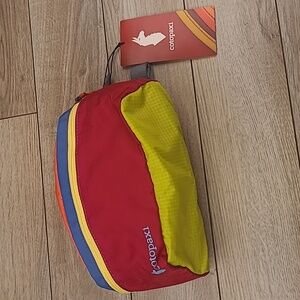 COTOPAXI 3L Hip Pack Del‎ Dia Multi Color Red Strap Hip Fanny Pack Unisex NEW